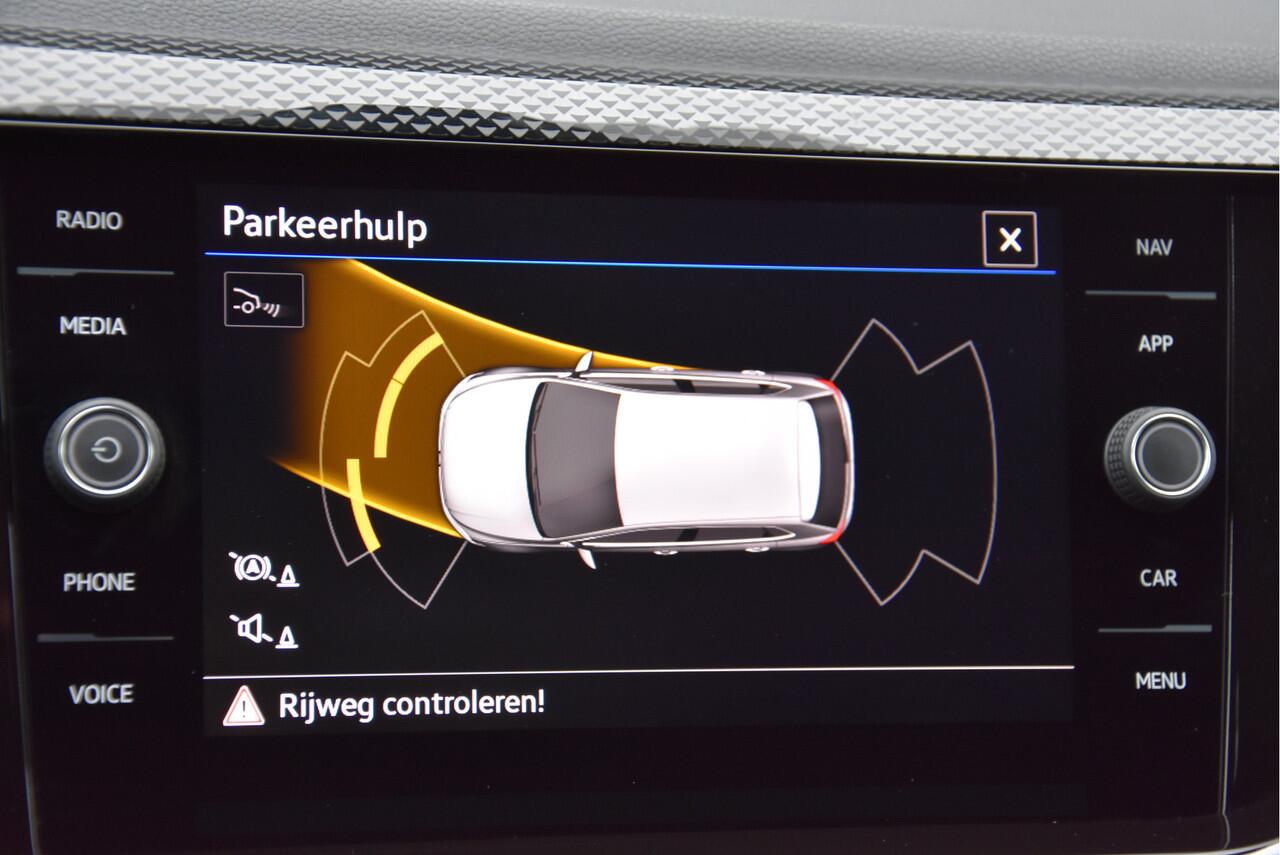 Volkswagen POLO 96 PK TSI Life fabrieksgarantie IQdrive Navi LED ECC Camera PDC NAP