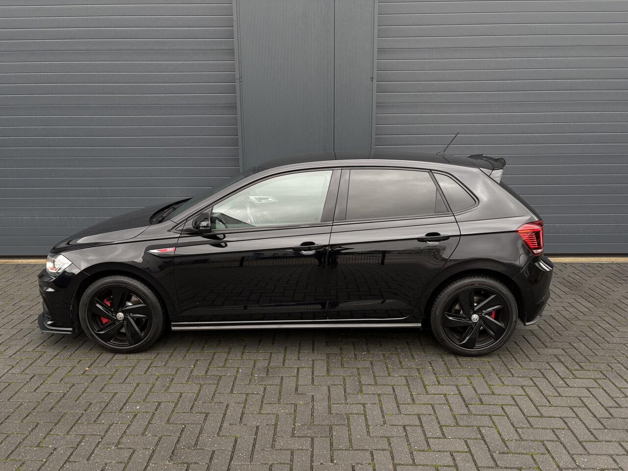 Volkswagen POLO 2.0 TSI GTI DSG / LED / PDC / CARPLAY / CLIMA