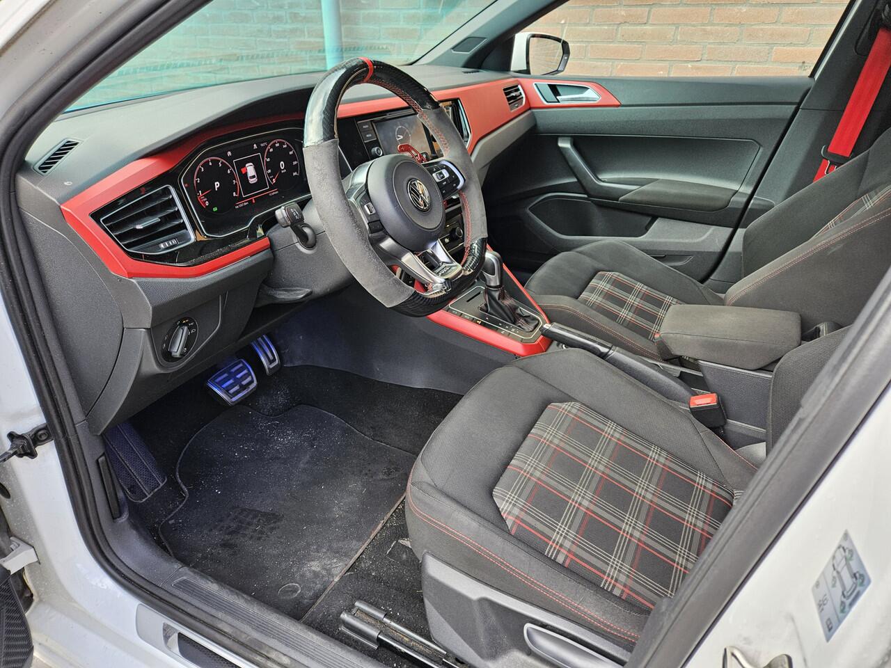 Volkswagen POLO 2.0 TSI GTI