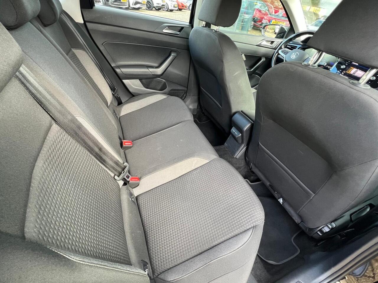 Volkswagen POLO 1.0 TSI Go | PARKEERSENSOREN V+A | DIGITAAL COCKPIT | CRUISE CONTROL | CARPLAY | LANE ASSIST | VERMOEIDHEIDSHERKENNING | INKLAPBARE SPIEGELS |