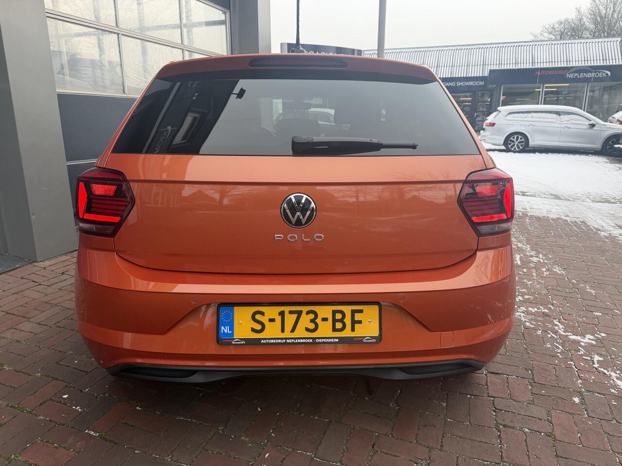 Volkswagen POLO 1.0 TSI Highline R-Line 100pk - BJ 2021 - Slechts 31.000 km | 1e eigenaar