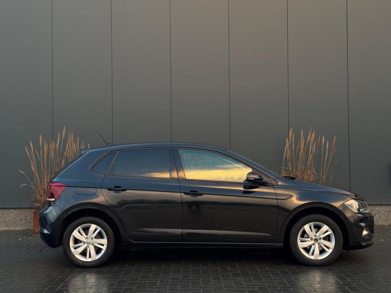 Volkswagen POLO 1.0 TSI Comf.l. Bus. NAVI ACC AIRCO PDC SPORTVELGEN ELEK PAKKET