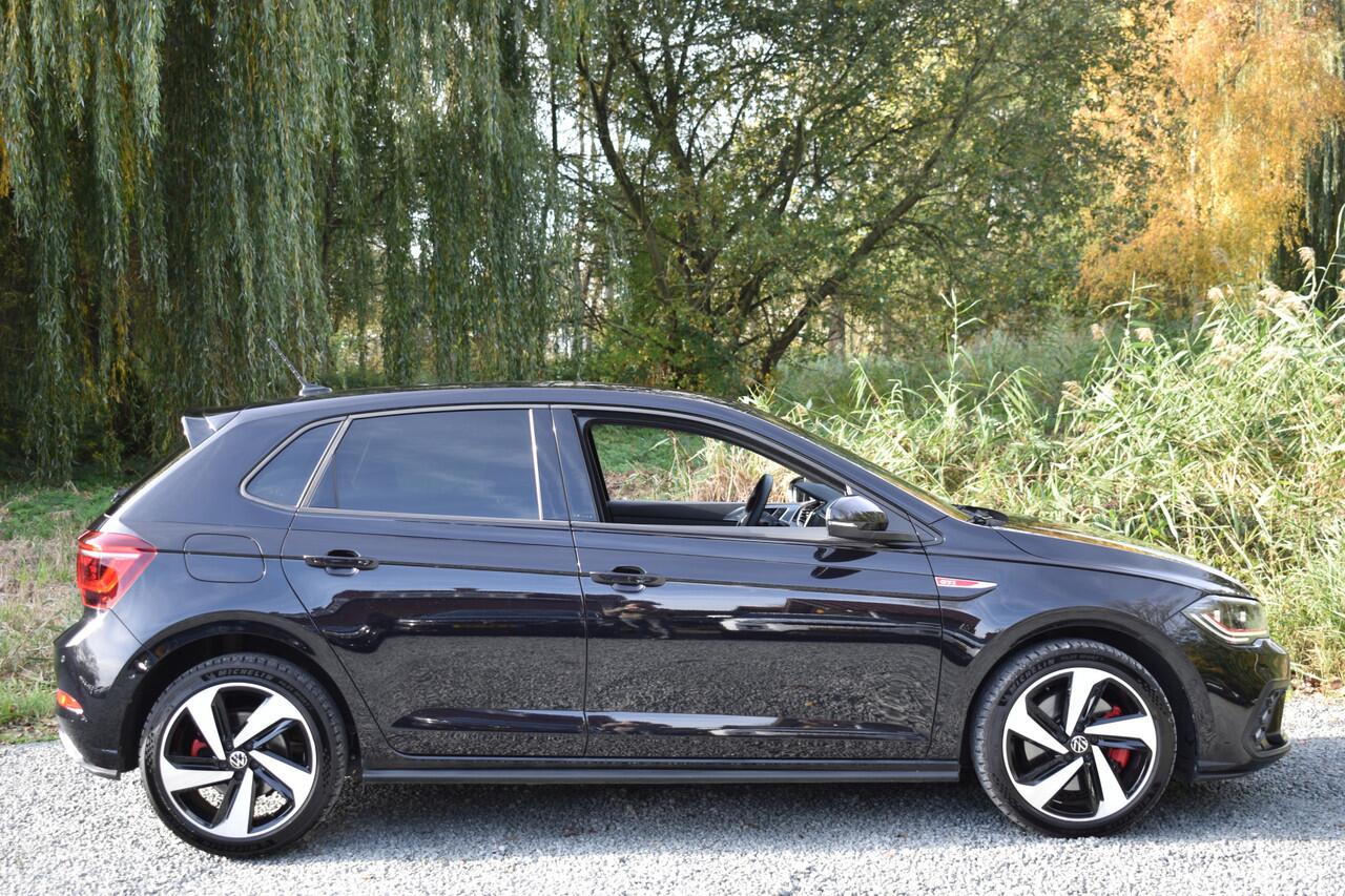 Volkswagen POLO 2.0 TSI GTI TSI 210PK DSG GTI-SPORT IQ-LIGHT/PDC/CARPLAY