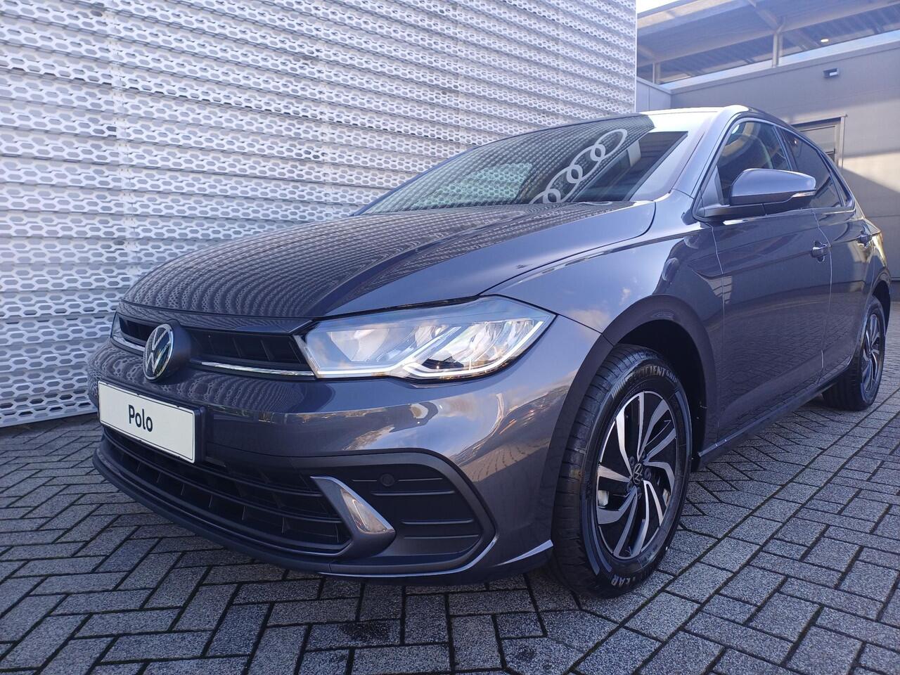 Volkswagen POLO Life Edition 1.0 70 kW / 95 pk TSI Hatchback 5 ver sn. Hand | Multimedia pakket |