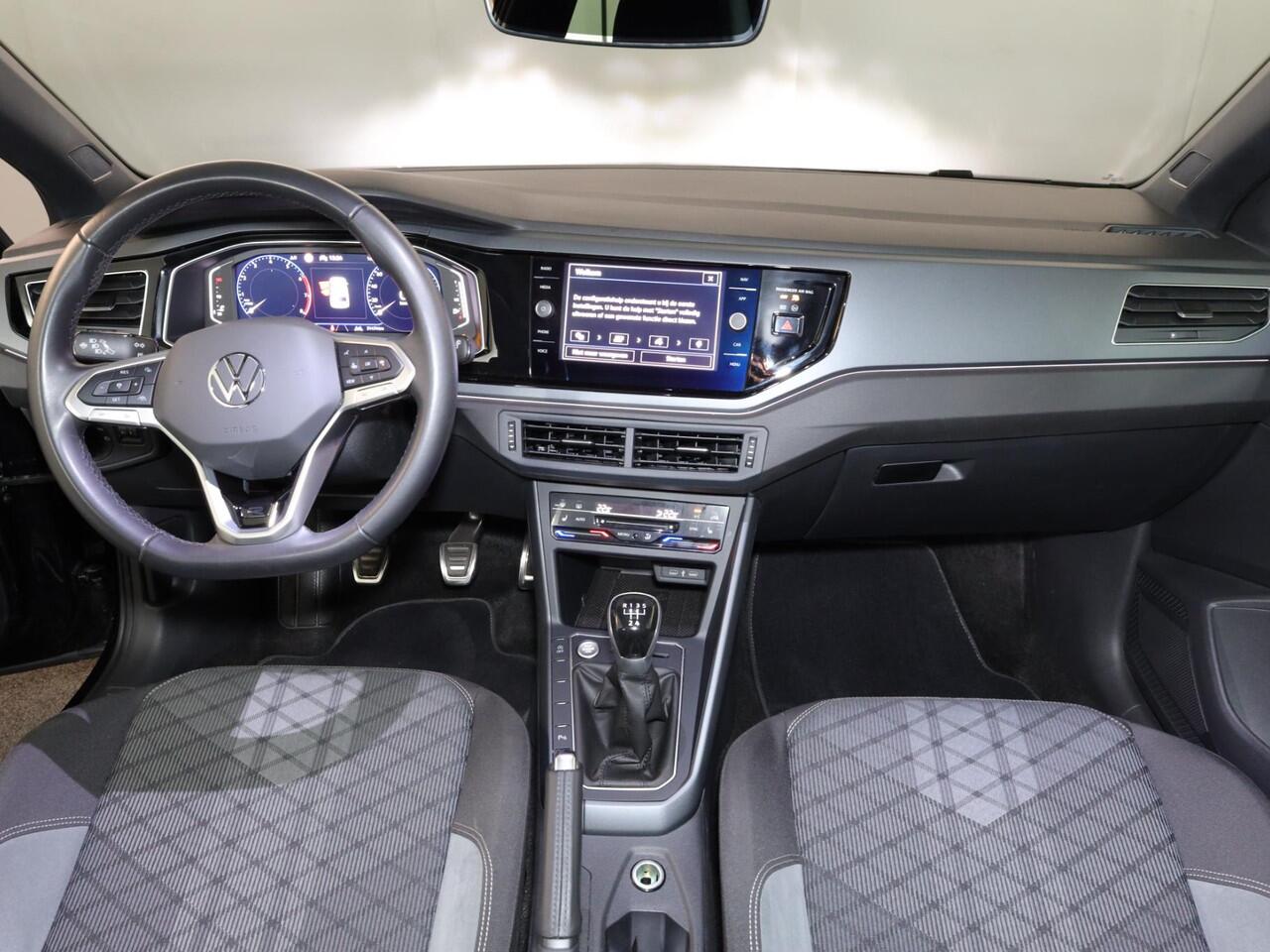 Volkswagen POLO 1.0 TSI R-Line 95 pk | Verlengde garantie | Navigatie via App | Parkeer camera | Adaptieve cruise control | LED koplampen | R-Line |