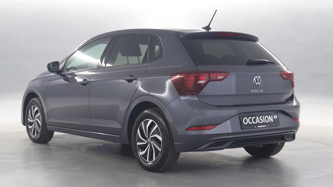 Volkswagen POLO 1.0 TSI 96pk Life Edition / Navigatie / Camera / Stoelverwarming