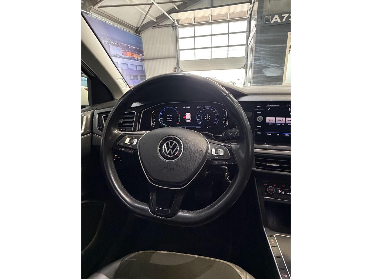 Volkswagen POLO 1.0 TSI Highline Pano,Automaat,Led,stoelverwarming,Alarm