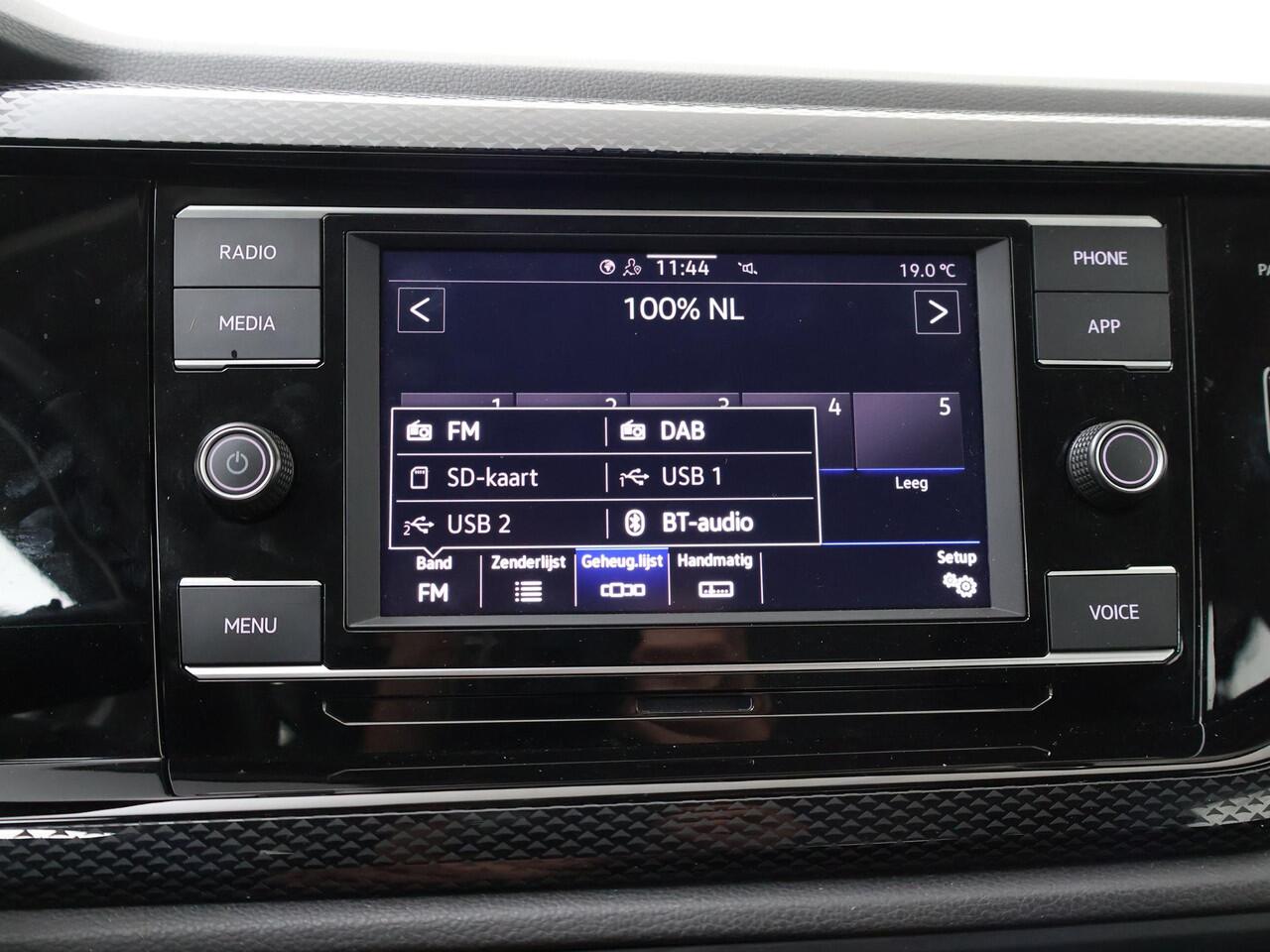 Volkswagen POLO 1.0 TSI Life | 95 PK | Adaptive cruise control | LED verlichting | Parkeersensoren | Apple Carplay/Android Auto |