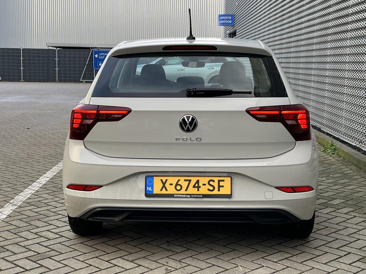 Volkswagen POLO 1.0 TSI Polo / App connect / Airco / Lichtmetaal 15 inch / Fabriekgarantie 2028 / P4