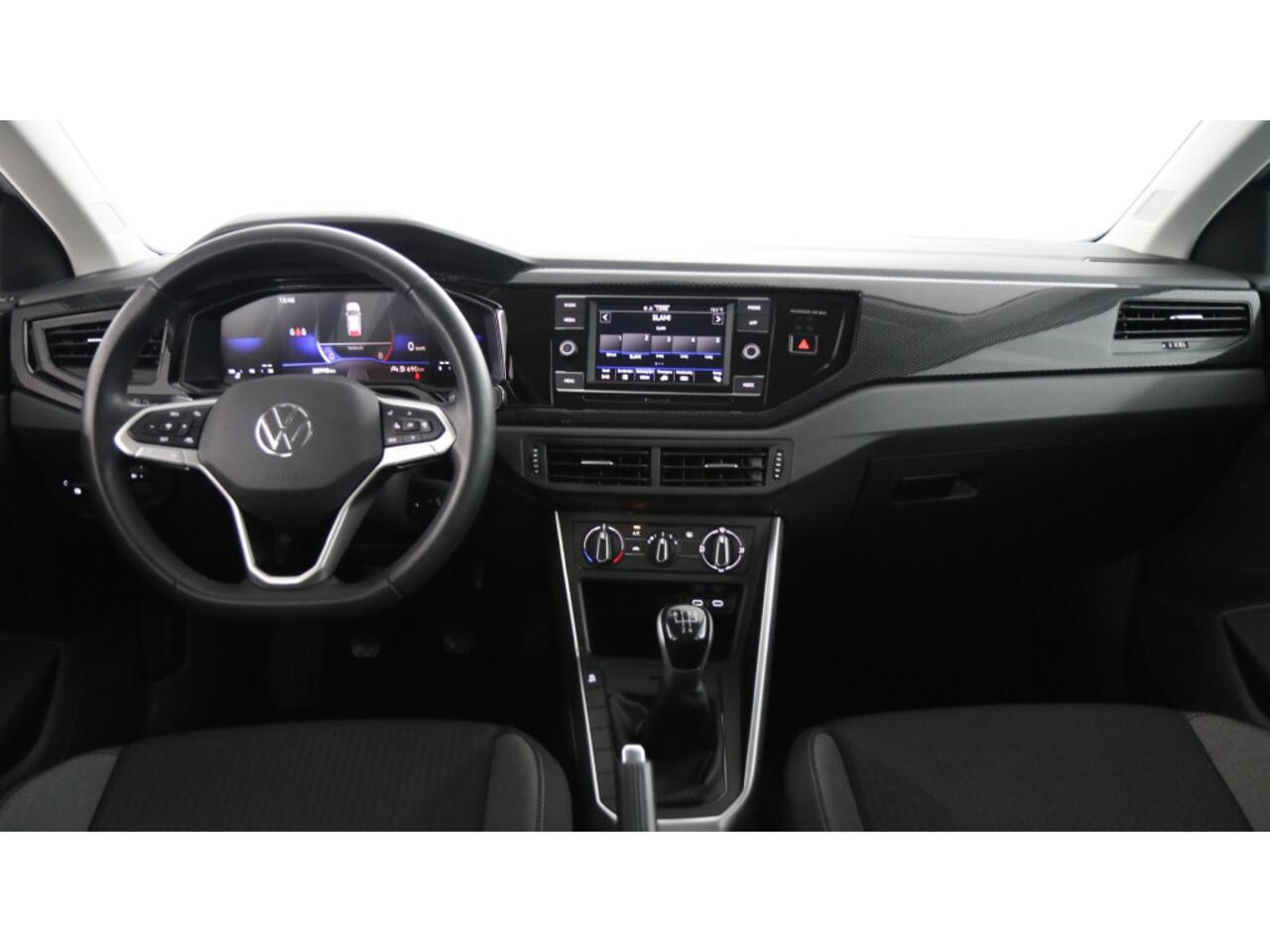 Volkswagen POLO 1.0 TSI 95pk Life / Navigatie via App Connect / Airco