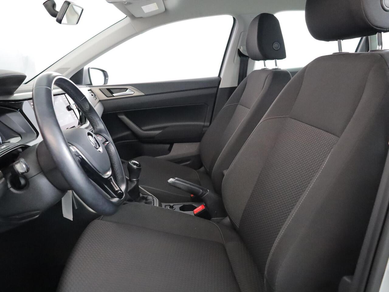 Volkswagen POLO 1.0 TSI Comfortline 95 pk | Navigatie | Parkeersensoren | Adaptieve cruise control | Apple Carplay/Android Auto |