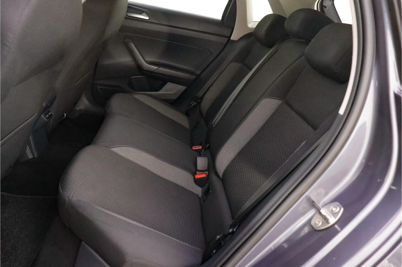 Volkswagen POLO 1.0TSI Dsg IQ.DRIVE LIFE FULL LED | CLIMA | CARPLAY | DAB | ACC | PDC V + A | LMV 16"