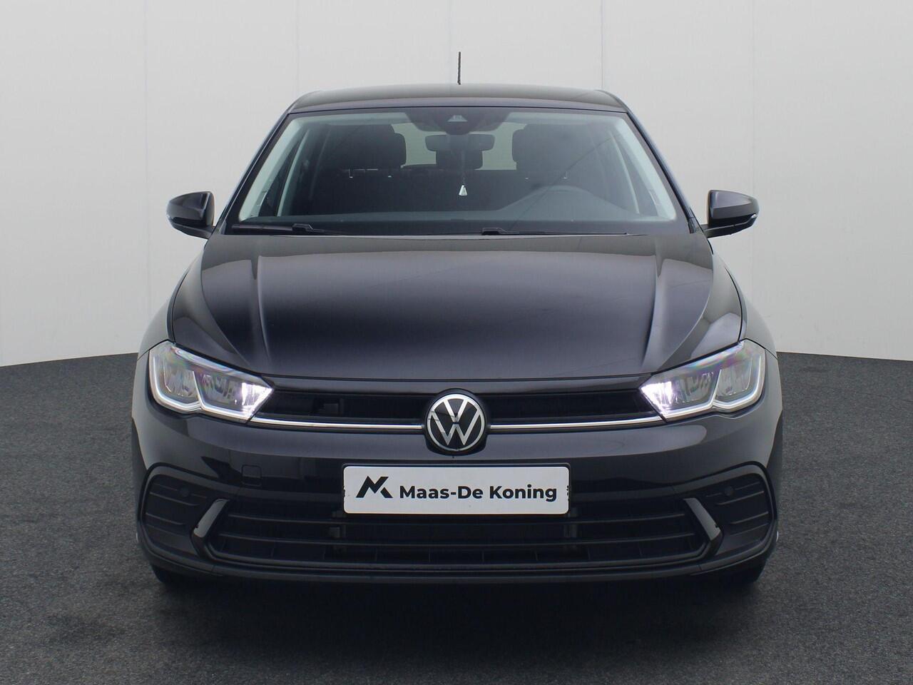 Volkswagen POLO Life Edition 1.0 TSI 95 pk 5 versn. Hand · Achteruitrijcamera · regensensor ·
