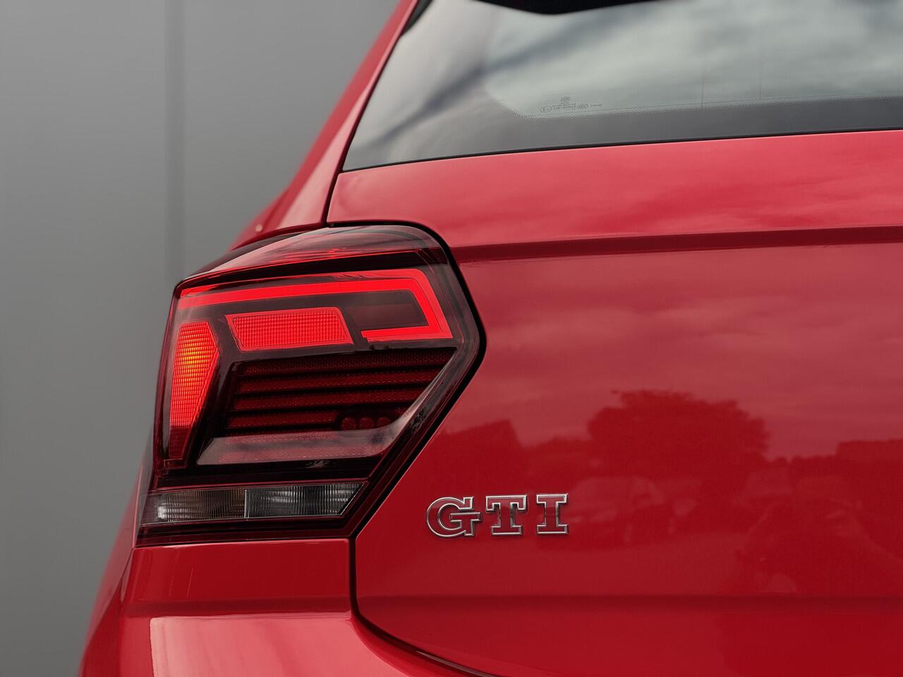 Volkswagen POLO 2.0 TSI DSG GTI | Panorama | Virtual | 18" | Apple CarPlay