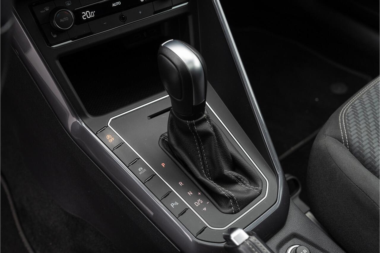 Volkswagen POLO 1.5 TSI Highline | Pano | 3X R-Line | LED | Apple Carplay | Beats | Virtual | Alcantara | Lane & Side Assis | Front Assis