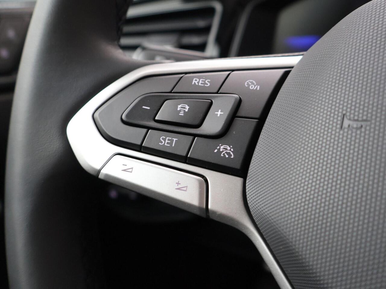 Volkswagen POLO Life Edition 1.0 70 kW / 95 pk TSI Hatchback 5 ver