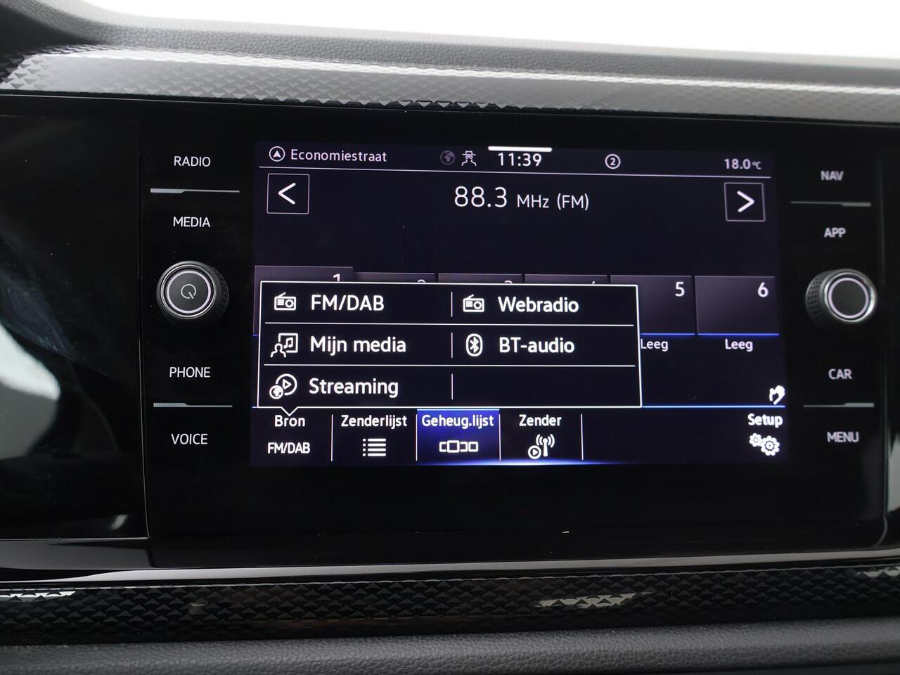 Volkswagen POLO 1.0 TSI Life | 95 PK | Led verlichting | Adaptive cruise control | Apple Carplay/Android Auto |