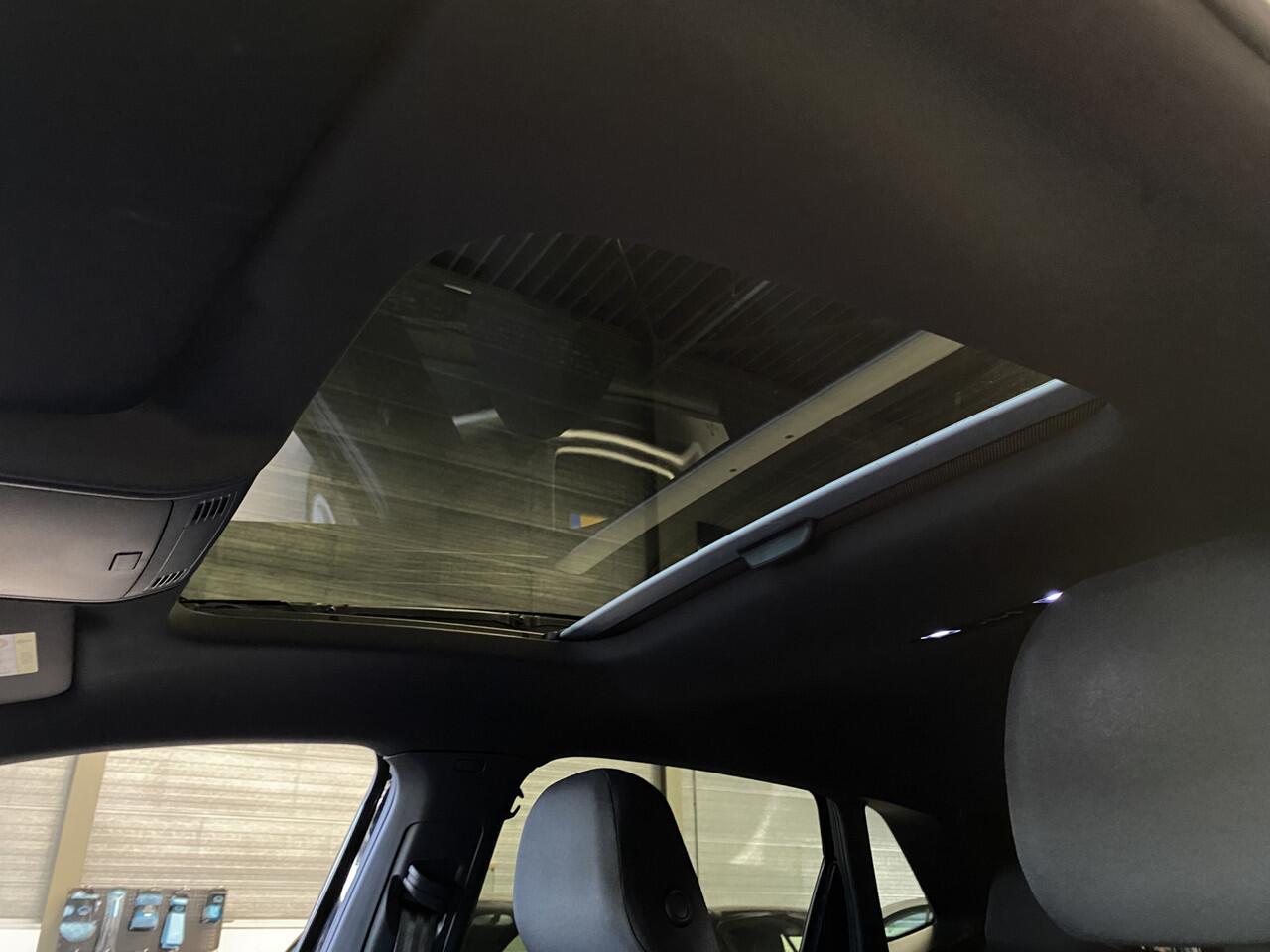 Volkswagen POLO 1.0 TSI Highline Business R Adaptive Cruise, Camera, Digital dash, Panoramadak