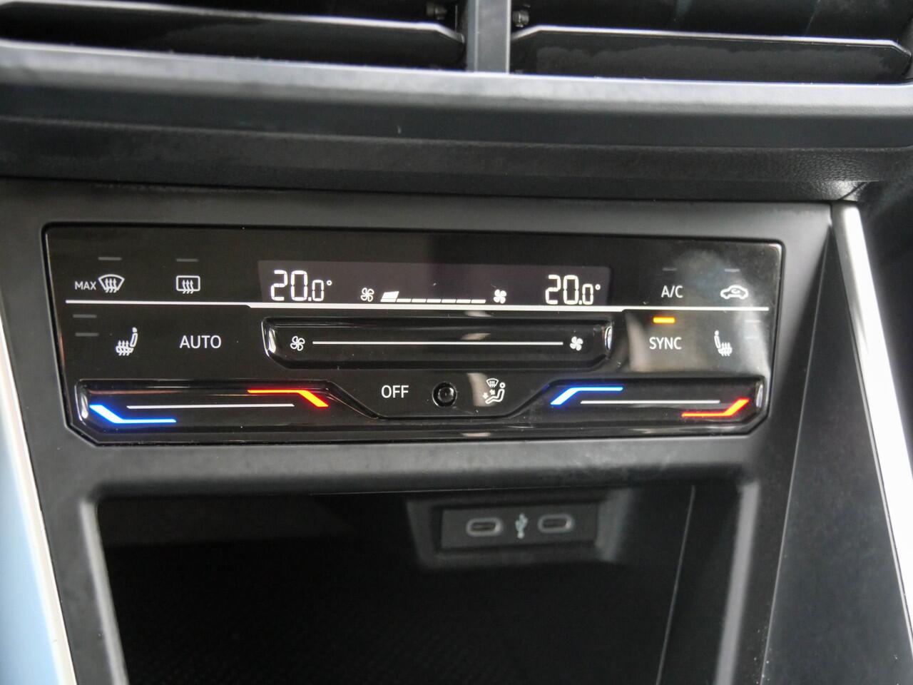 Volkswagen POLO 1.0 TSI 95PK Automaat Life Business | NAVIGATIE | CAMERA | CARPLAY | CRUISE CONTROL |