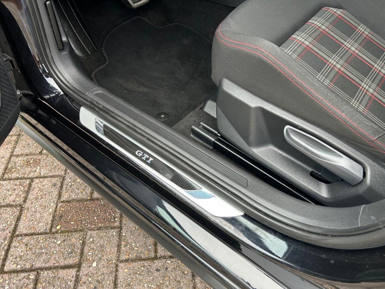 Volkswagen POLO Polo 2.0 TSI GTI