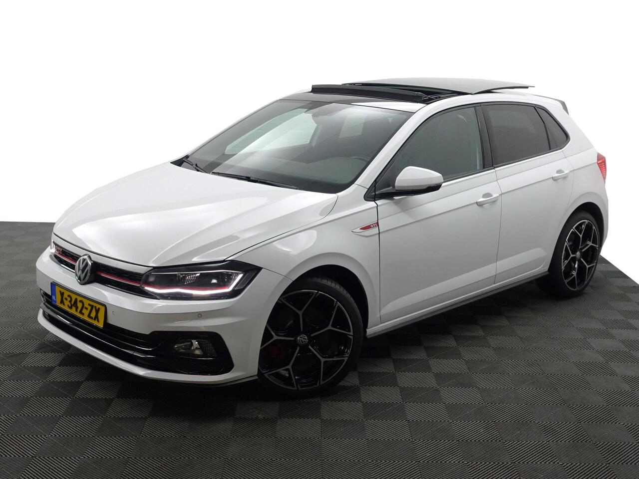 Volkswagen POLO 2.0 TSI GTI Aut- Panoramadak, CarPlay, Android Auto, Stoelverwarming, Dynamic select, Camera
