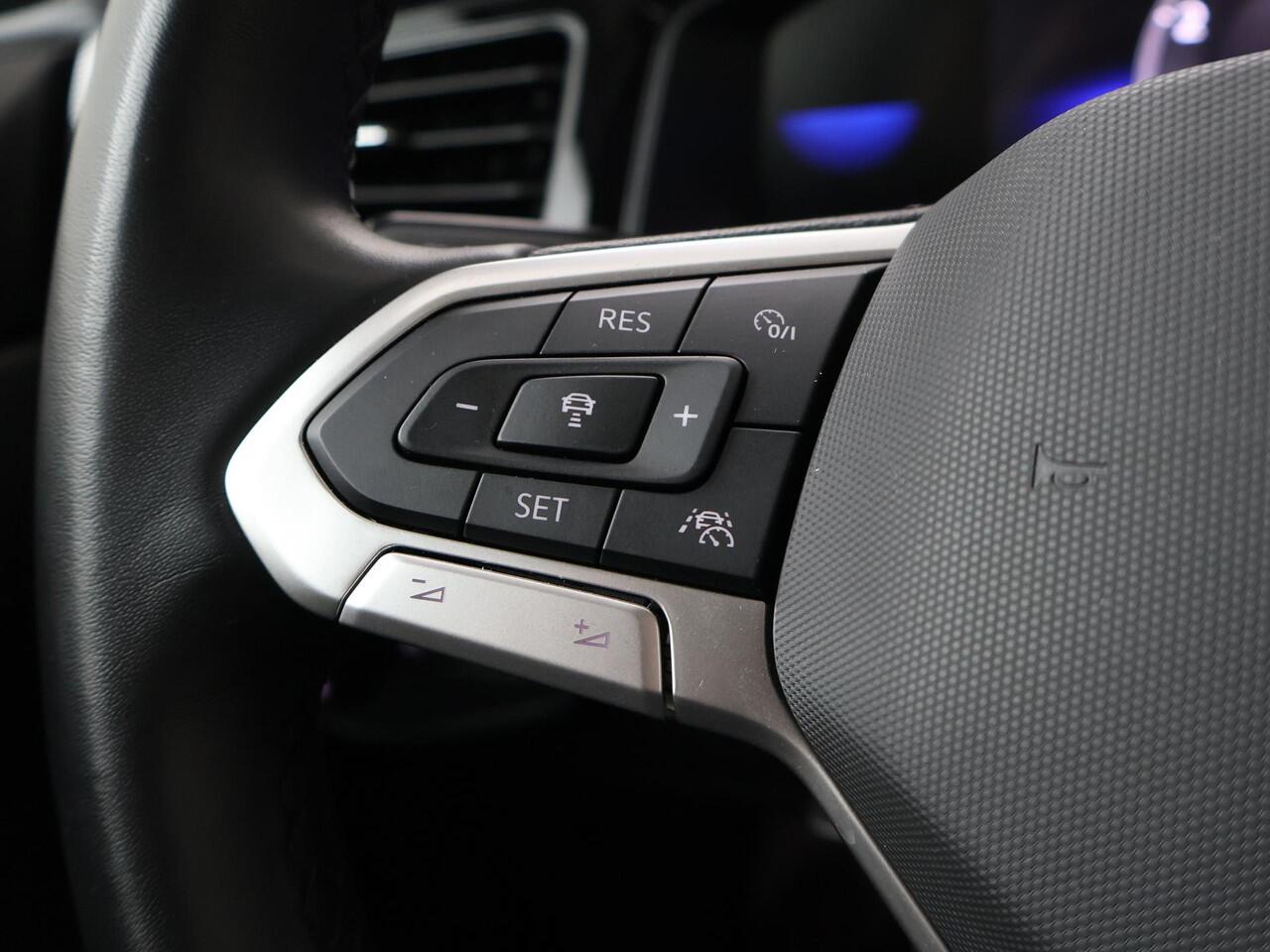 Volkswagen POLO 1.0 TSI Life | 95 PK | Parkeersensoren | Apple Carplay/Android Auto | Adaptive cruise control |