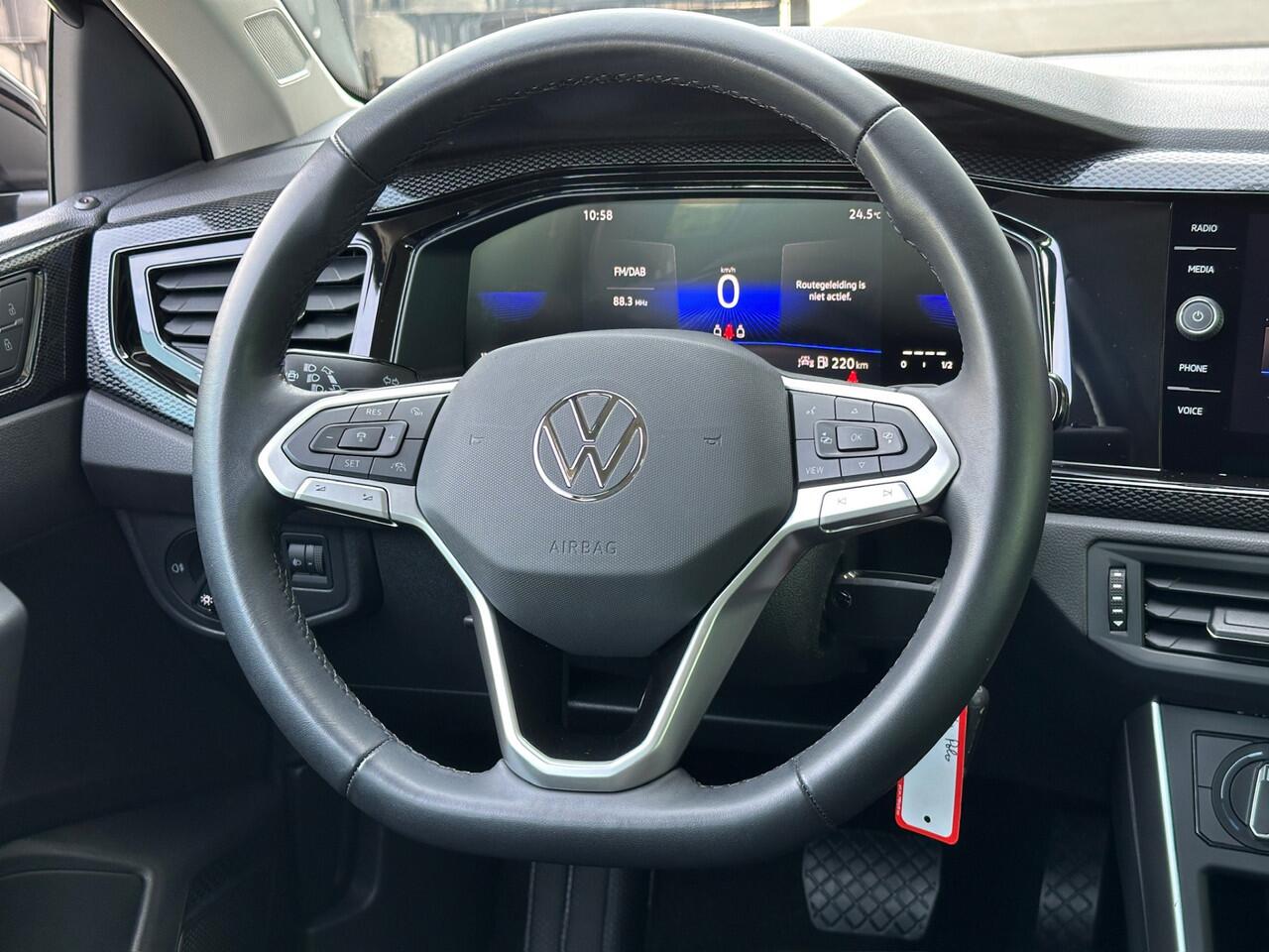 Volkswagen POLO 1.0 TSI DSG Life | Dode hoek | Carplay | 17 inch velgen | Rijklaar incl. garantie