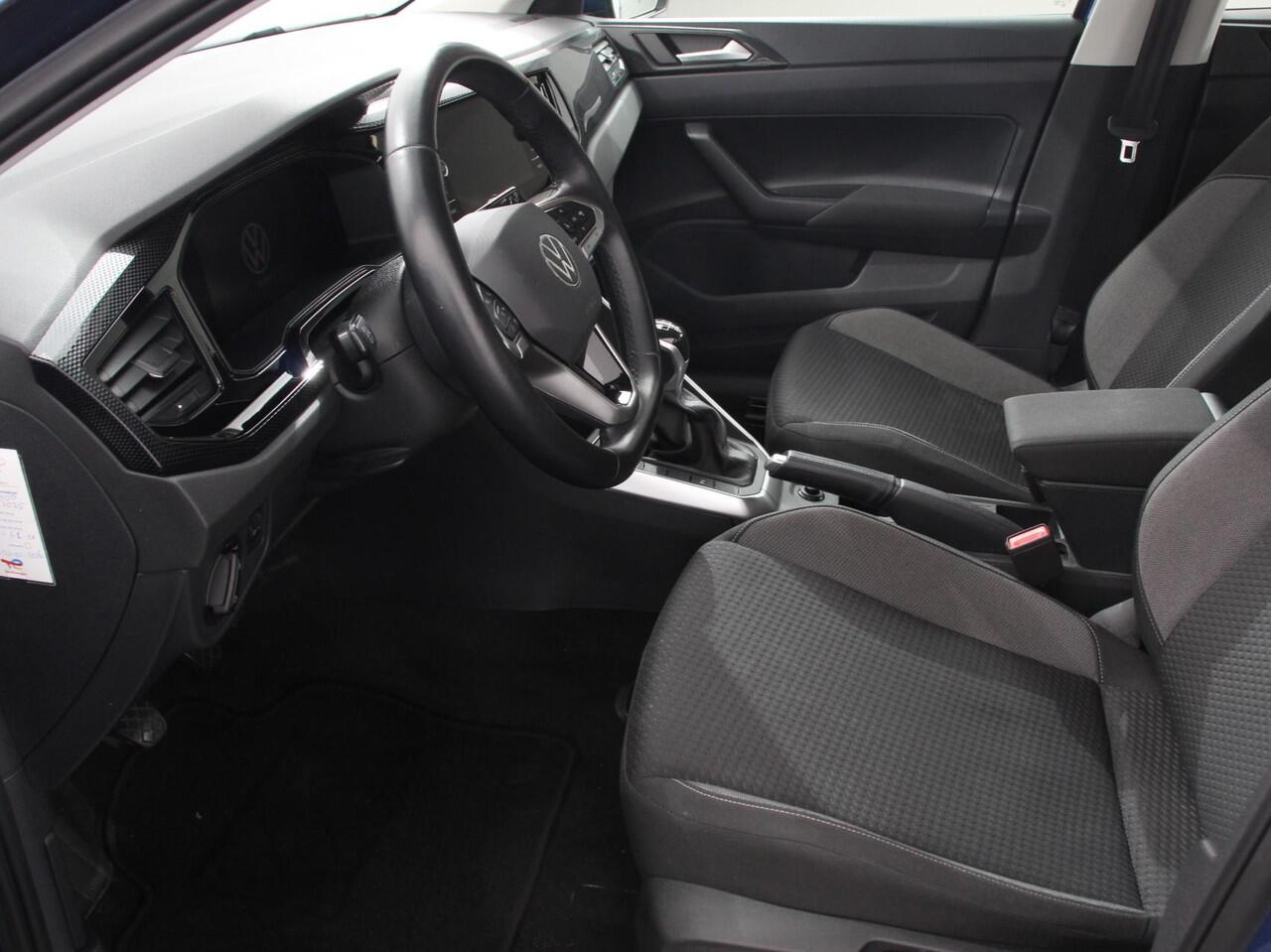 Volkswagen POLO 1.0 TSI Life Nieuw model Navigatie Digitale Cockpit Airco Parkeer sensoren V+A | LED Lichtmetalen Velgen