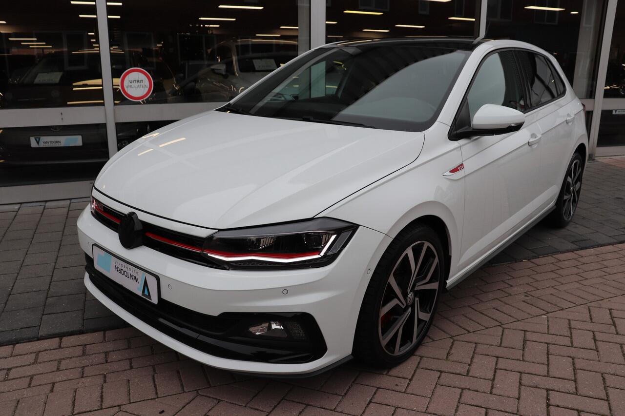 Volkswagen POLO 2.0 TSI GTI DSG. Panoramadak, Milltek uitlaat.