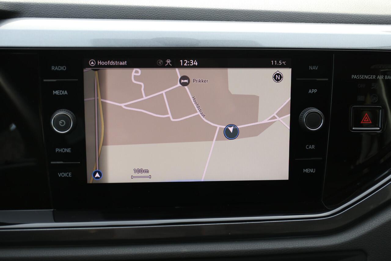 Volkswagen POLO 1.0 TSI Highline / Navi / Cruise