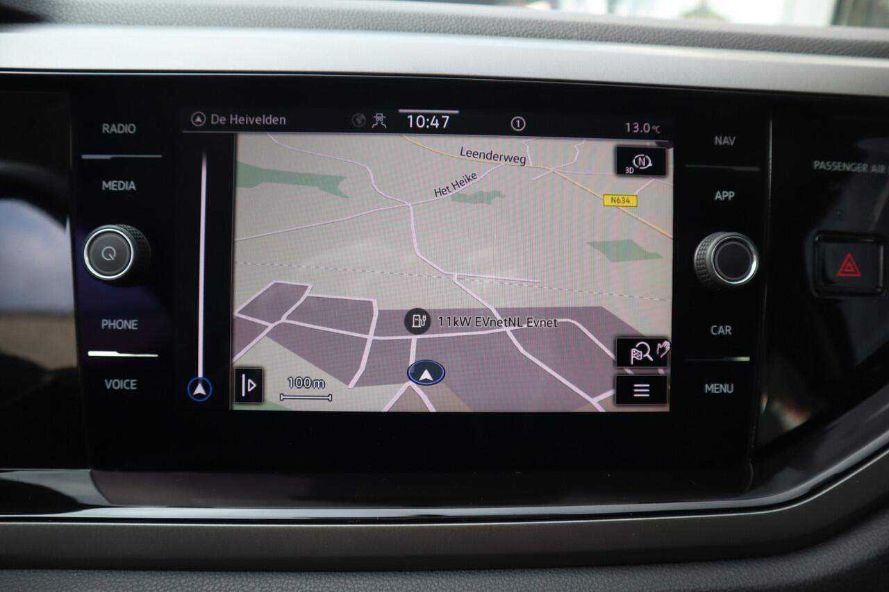 Volkswagen POLO 1.0 TSI R-Line Edition Navigatie Apple Carplay/Android Pdc voor en achter Etc.
