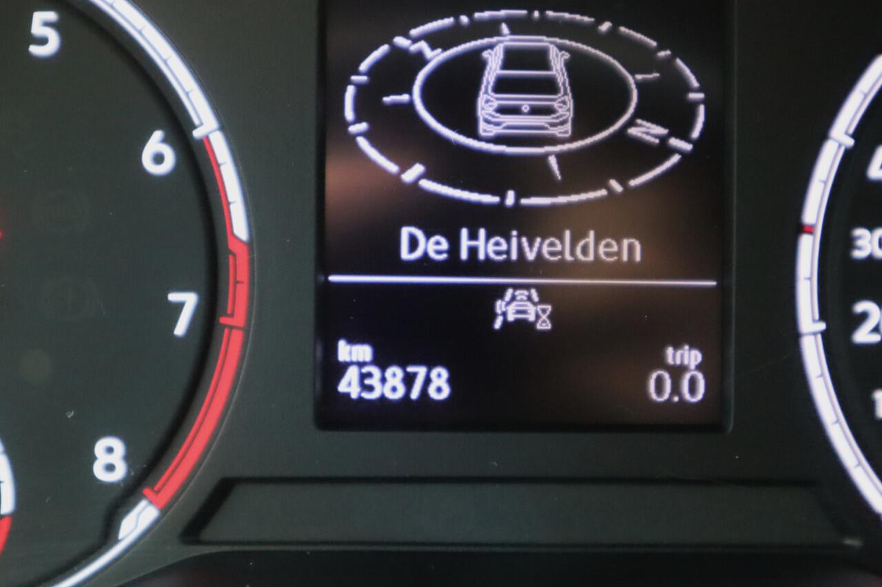 Volkswagen POLO 1.0 TSI R-Line Edition Navigatie Apple Carplay/Android Pdc voor en achter Etc.