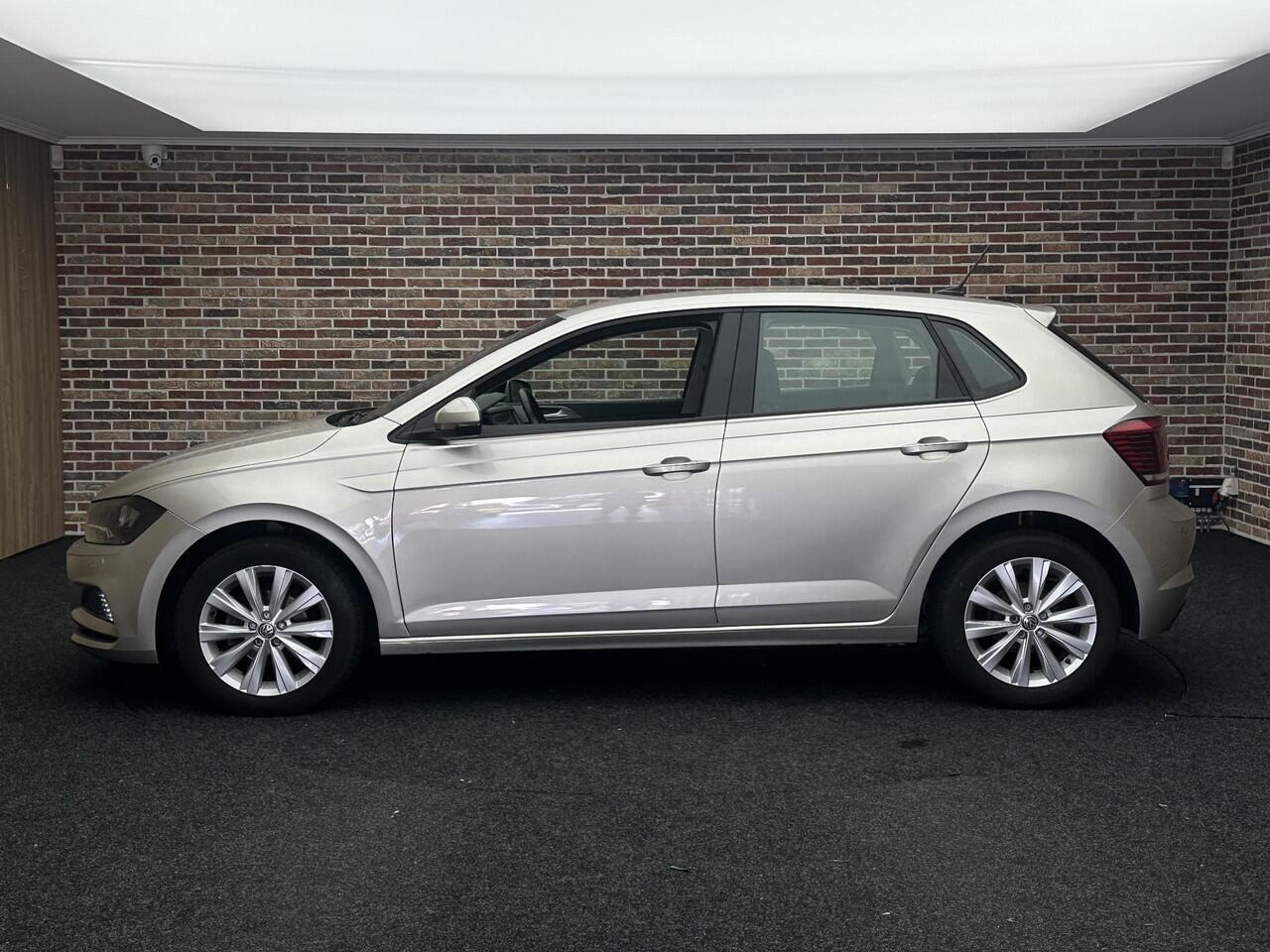 Volkswagen POLO 1.0 MPI Comfortline Stoelvrwm Parkeer sensor