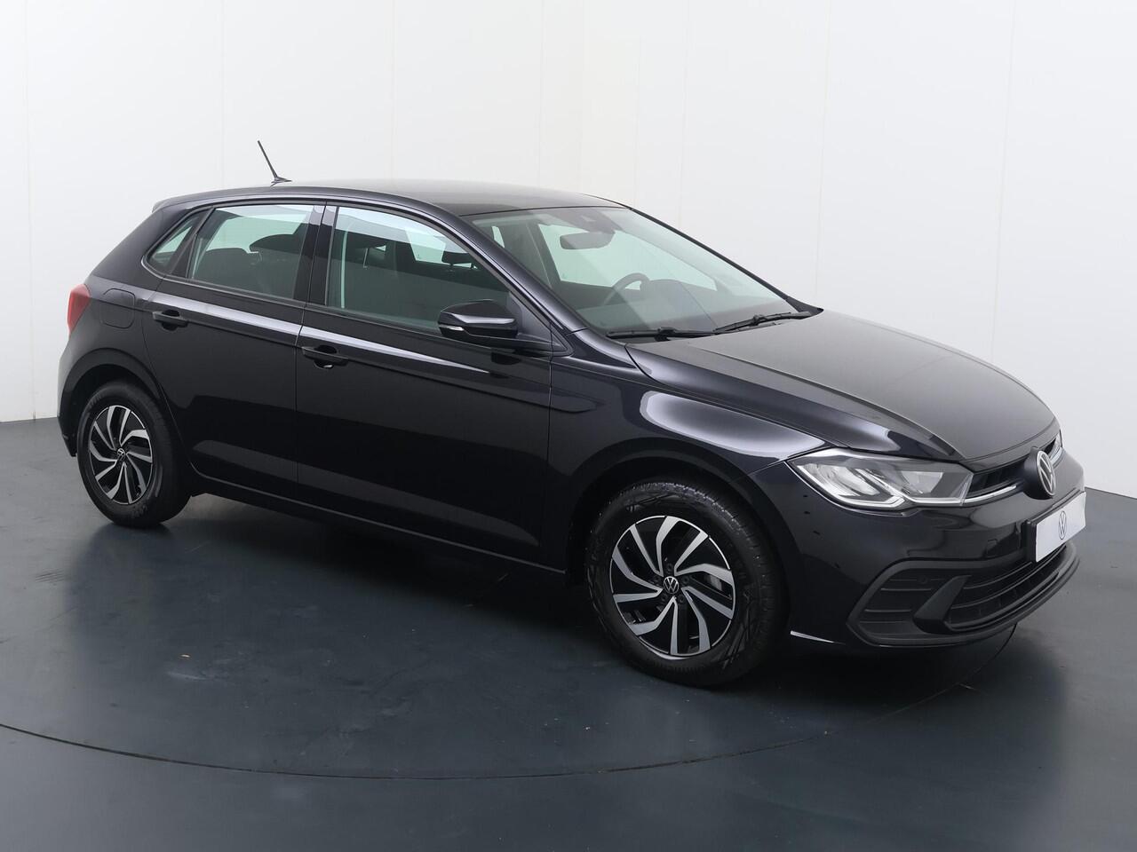 Volkswagen POLO 1.0 TSI Life | 95 PK | Parkeersensoren | Apple Carplay/Android Auto | Adaptive cruise control |