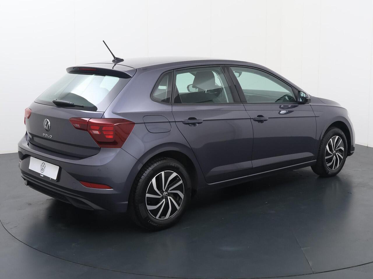 Volkswagen POLO 1.0 TSI Life | 95 PK | Led verlichting | Parkeersensoren | Adaptive cruise control |