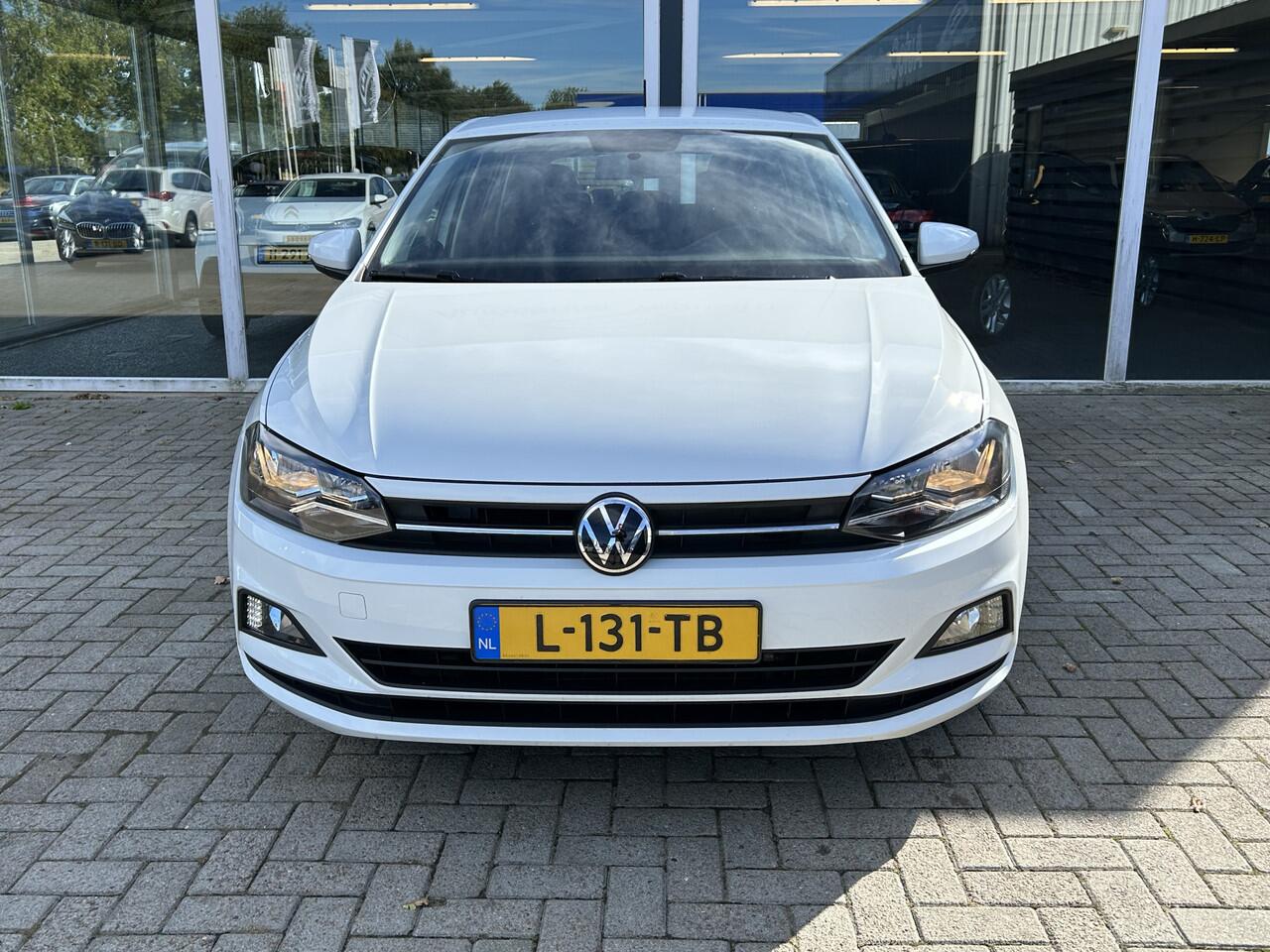 Volkswagen POLO 1.0 TSI Comfortline 50% deal 6.475,- ACTIE Cruise / Airco / Telefoon / Navi / LMV
