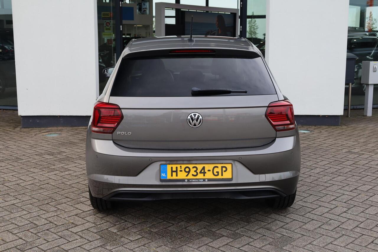 Volkswagen POLO 1.0 TSI Comfortline 70KW/95PK DSG, NL auto 1e eigenaar dealeronderhouden, 16" LMV Sebring r line velgen, privacy glas, pdc voor en achter, navigatie, acc, lederen stuurwiel, carplay