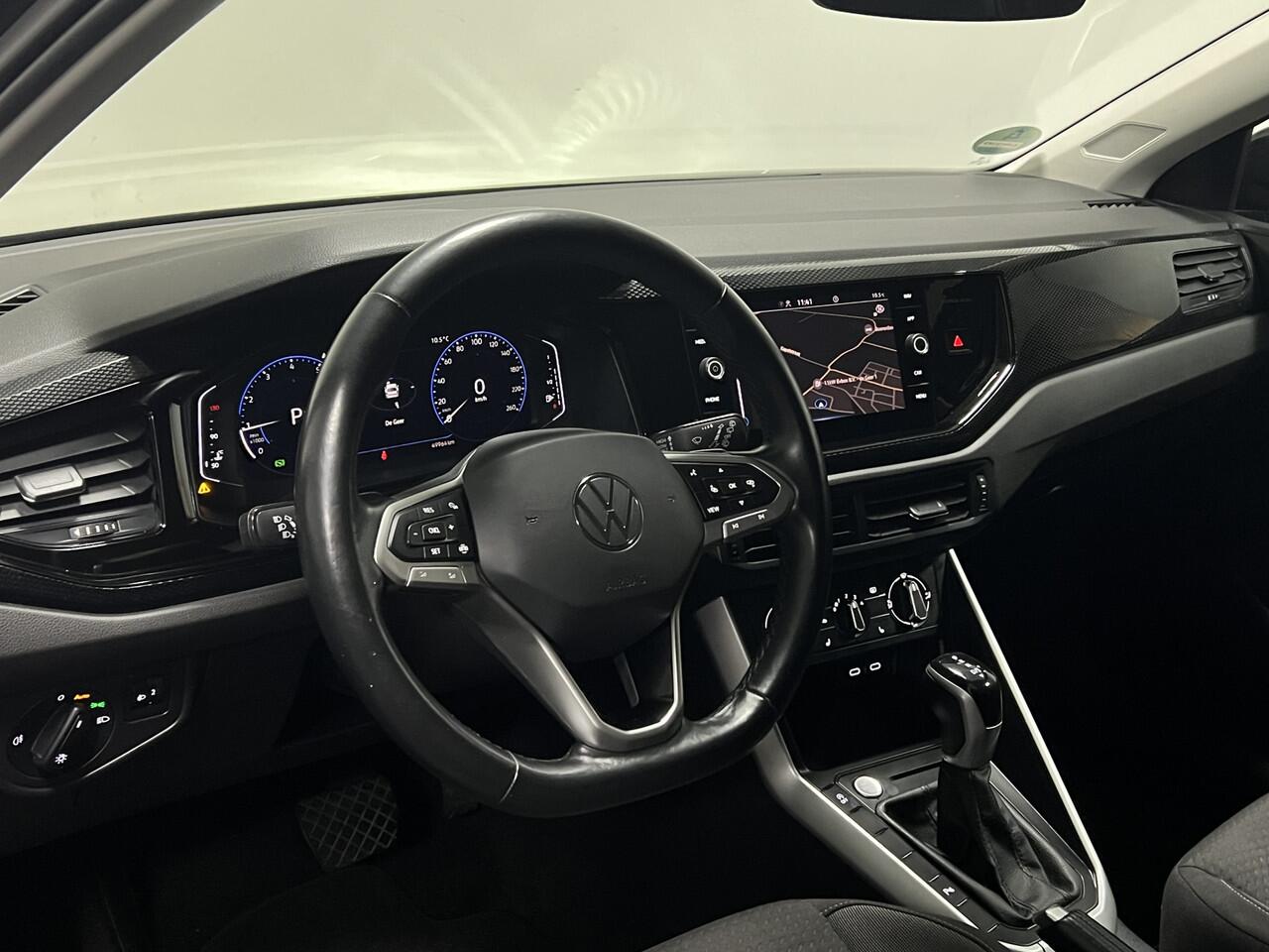 Volkswagen POLO 1.0 TSI Life Business | NAVI | STOELVERWARMING | KEYLESS |