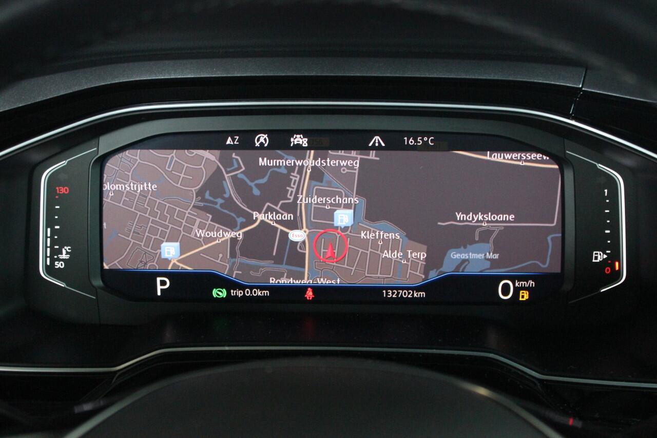 Volkswagen POLO 1.5 TSI Highline R-Line 1e eigenaar | NL-Auto | Virtual Cockpit | Camera | DCC | Carplay | Adapt. Cruise | Clima | 16" LMV | PDC V+A