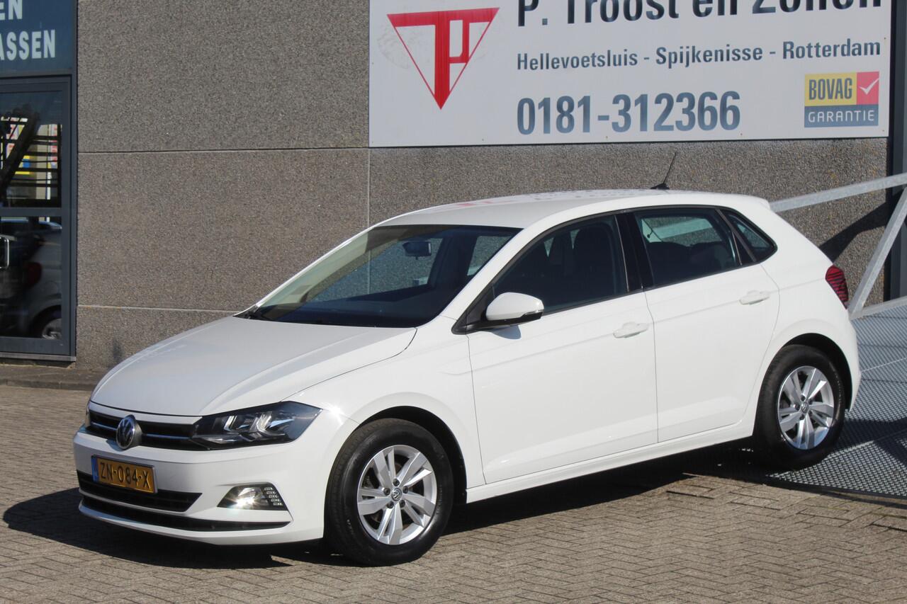 Volkswagen POLO 1.0 TSI Comfortline Navigatie/Adaptive cruise control/Apple carplay/Airco/DAB/Multifunctioneel stuurwiel/Elektrische ramen/Elektrisch verstelbare spiegels/15'' Lichtmetalen velgen.