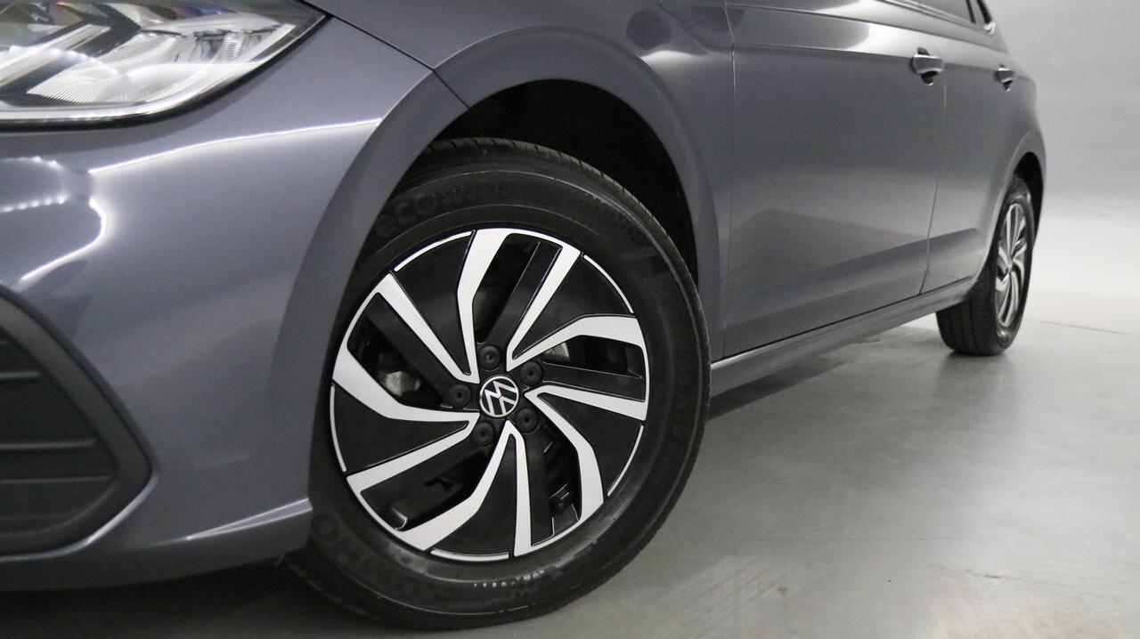 Volkswagen POLO 1.0 TSI 96pk Life Edition DSG / Navigatie / LED Koplampen / Stoelverwarming