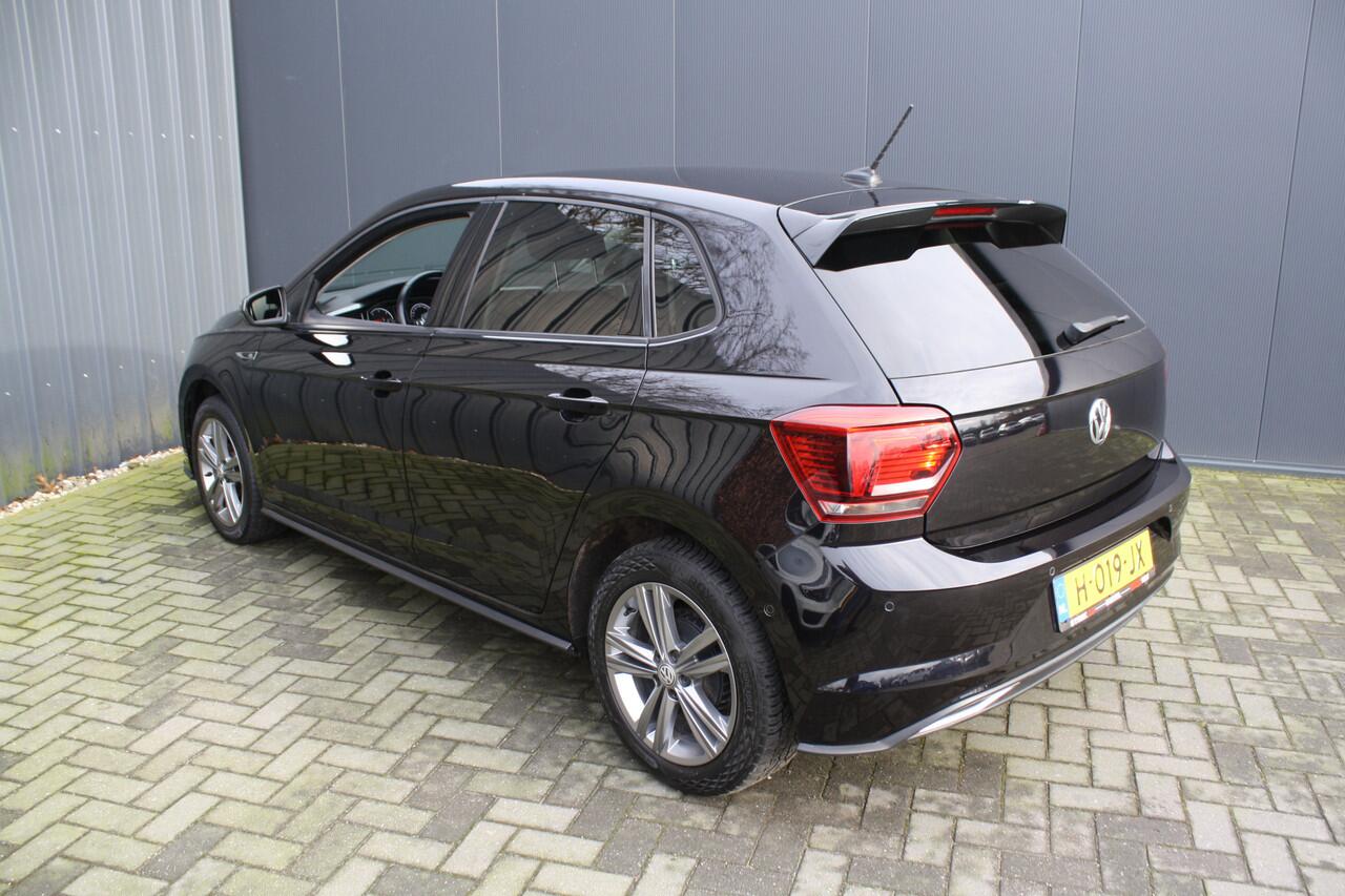 Volkswagen POLO 1.6 TDI Highline Business R - RIJKLAAR - AUTOMAAT - NAVIGATIE - APPLE CARPLAY