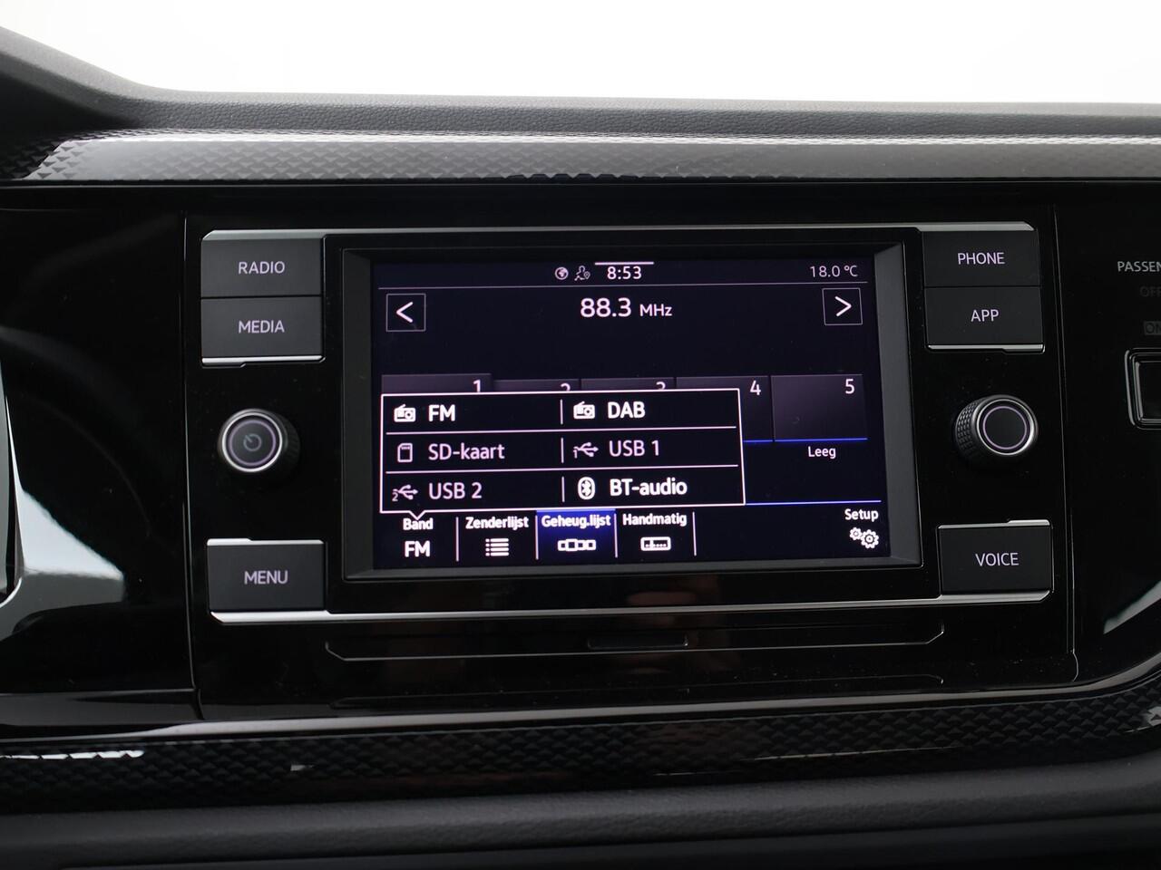 Volkswagen POLO 1.0 TSI Life | 95 PK | Parkeersensoren | Apple Carplay/Android Auto | Multifunctioneel stuur |