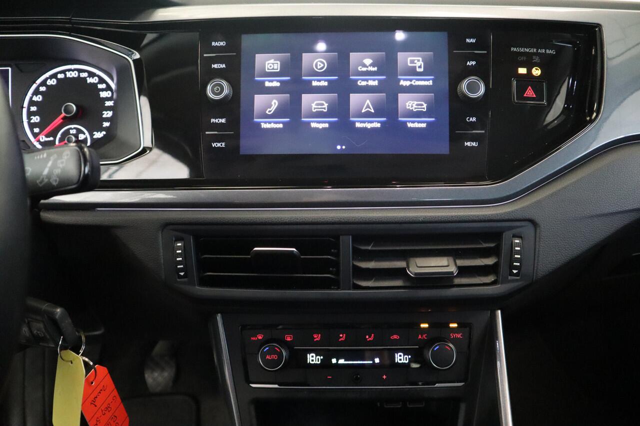 Volkswagen POLO 1.0 TSI Highline R-line Adaptive-Cruise Navigatie 17'Lmv 24 maanden garantie mogelijk (*vraag naar de voorwaarden)