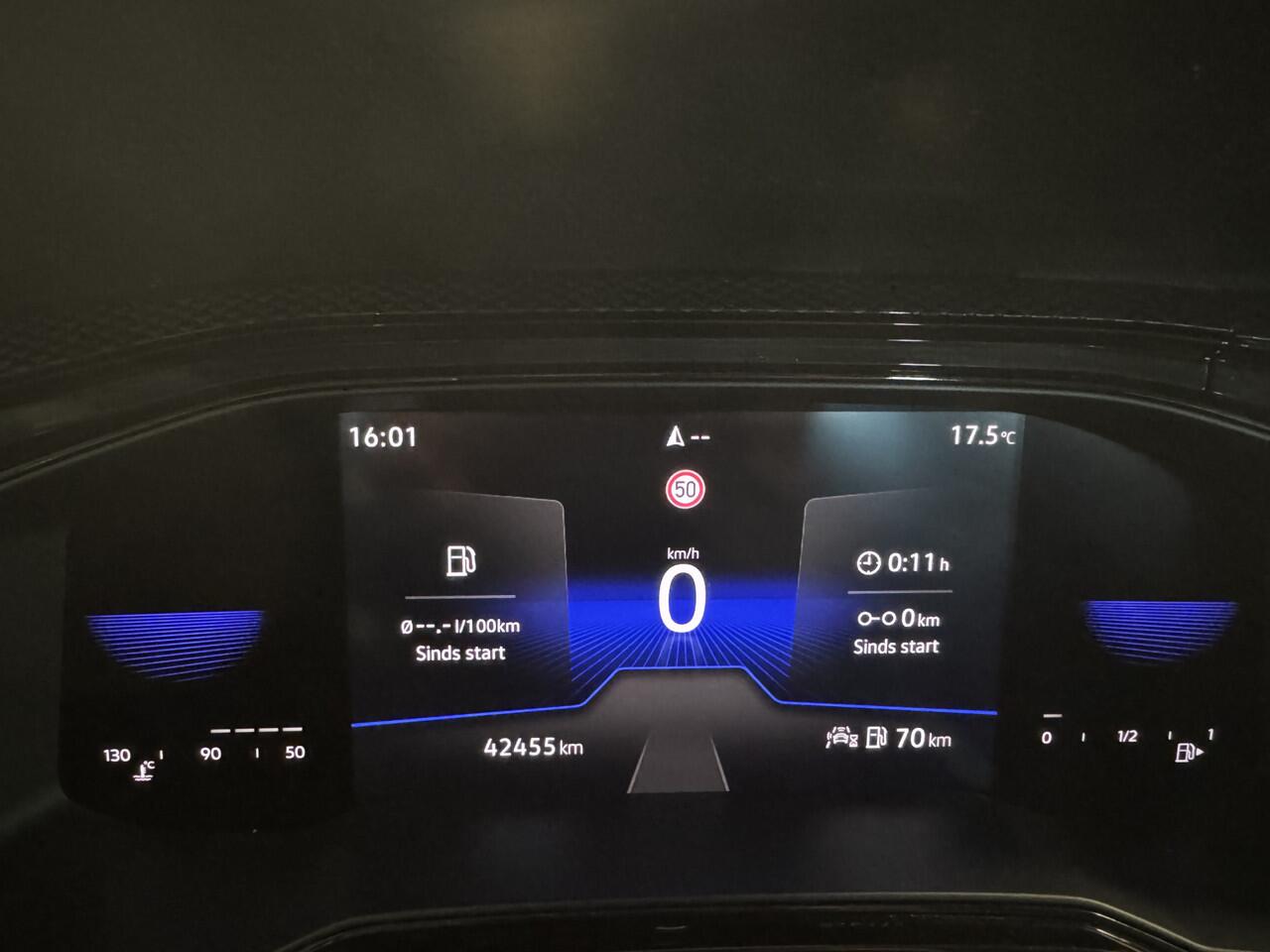 Volkswagen POLO 1.0 Camera/Parkeersensoren/Navi