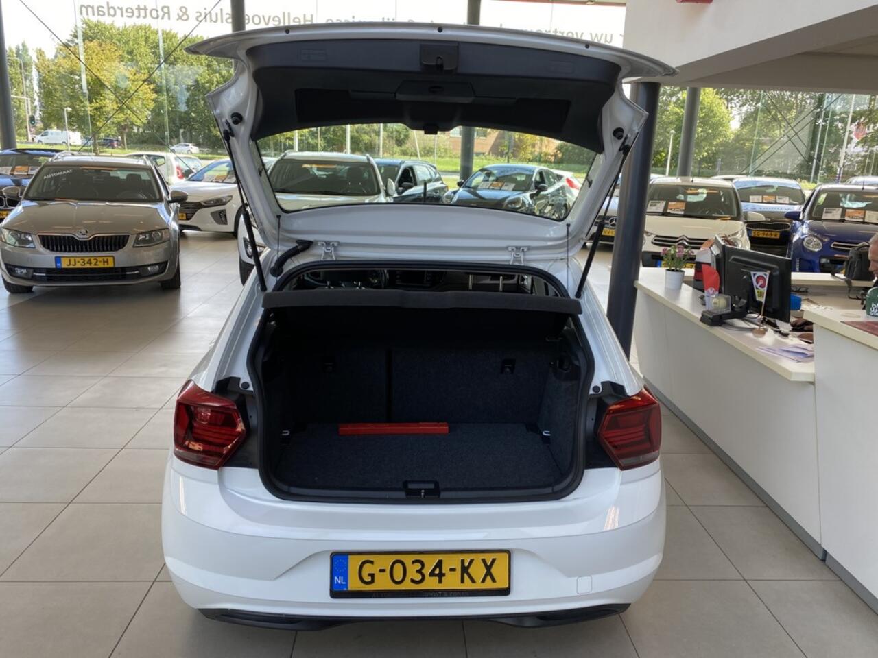 Volkswagen POLO 1.0 TSI Highline,Apple Carplay Android/Auto,Climatecontrol,Cruise control adaptief,Spraakbediening,Stuur Multifunctioneel,l16 Inch Lmv