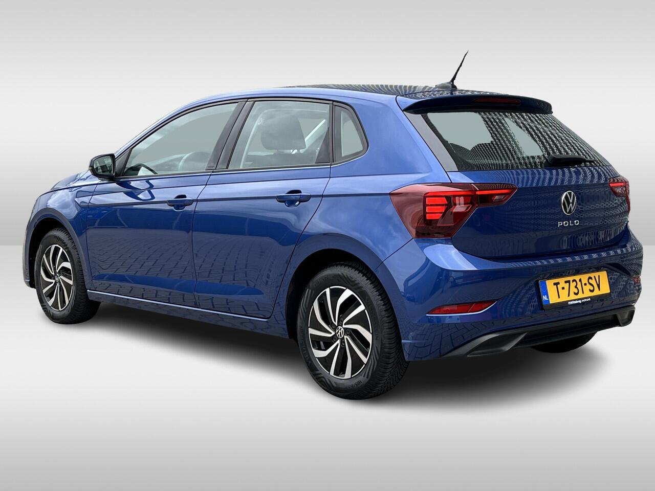 Volkswagen POLO 1.0 TSI 95PK Life / Parkeersensoren V+A / LED / Draadloze App-Connect + Telefoonlader / Navigatie **