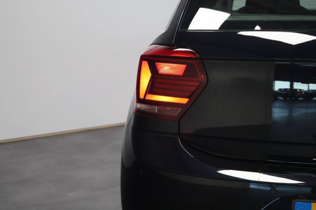 Volkswagen POLO 1.0 TSI Comfortline Business | Carplay | PDC