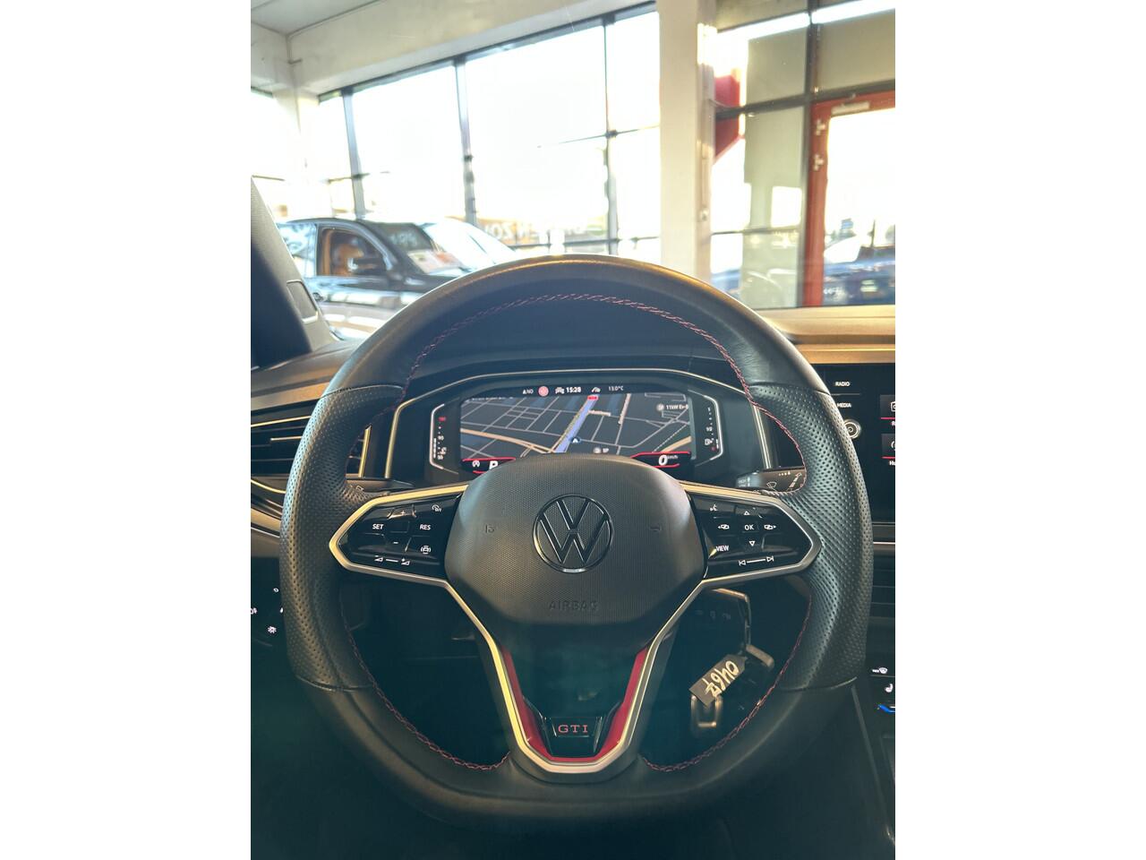 Volkswagen POLO 2.0 TSI GTI Facelift | Digital dashboard | Climate control | Adaptief onderstel | Apple carplay | Lane assist | Stoelverwarming | Front assist | LED