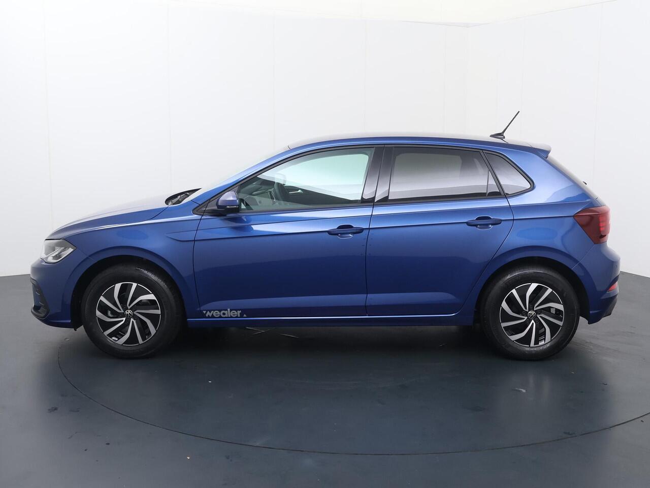 Volkswagen POLO Life Edition 1.0 70 kW / 95 pk TSI Hatchback 5 ver sn. Hand | Achteruitrijcamera | LED verlichting | Apple carplay / Android auto | Adaptive cruise control |